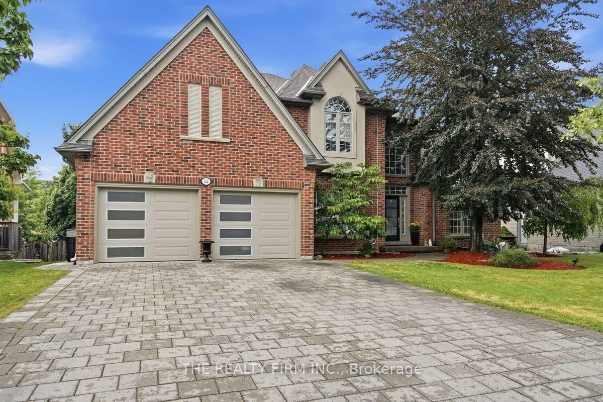 32 Helen Court